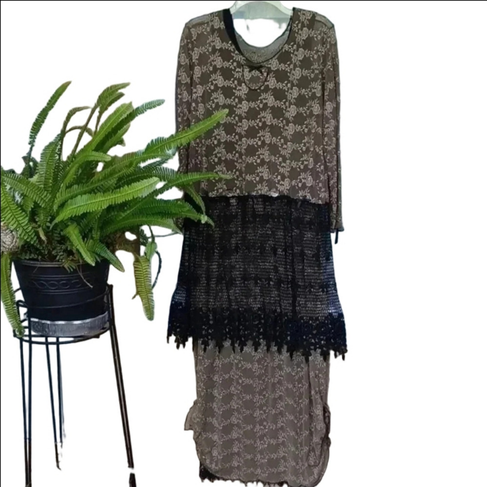 Gorgeous 2pc set.